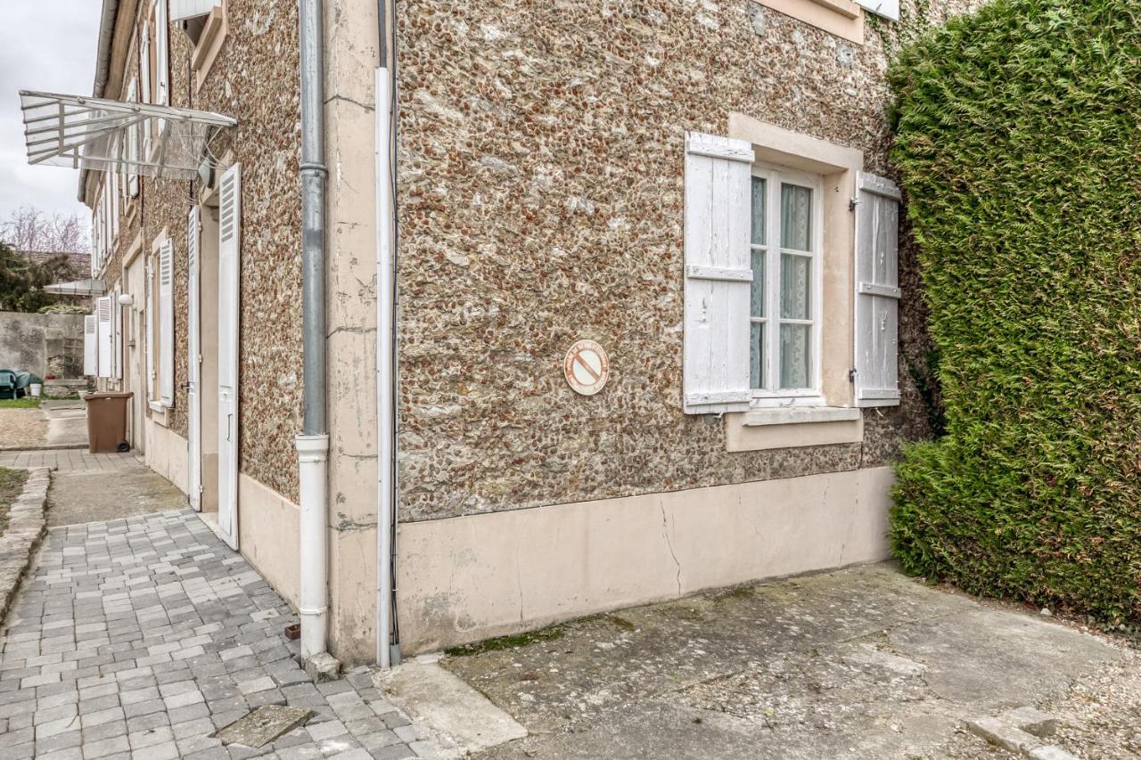 Paris A La Campagne-Parking Gratuit-Proche Versailles La Queue-les-Yvelines Exterior foto